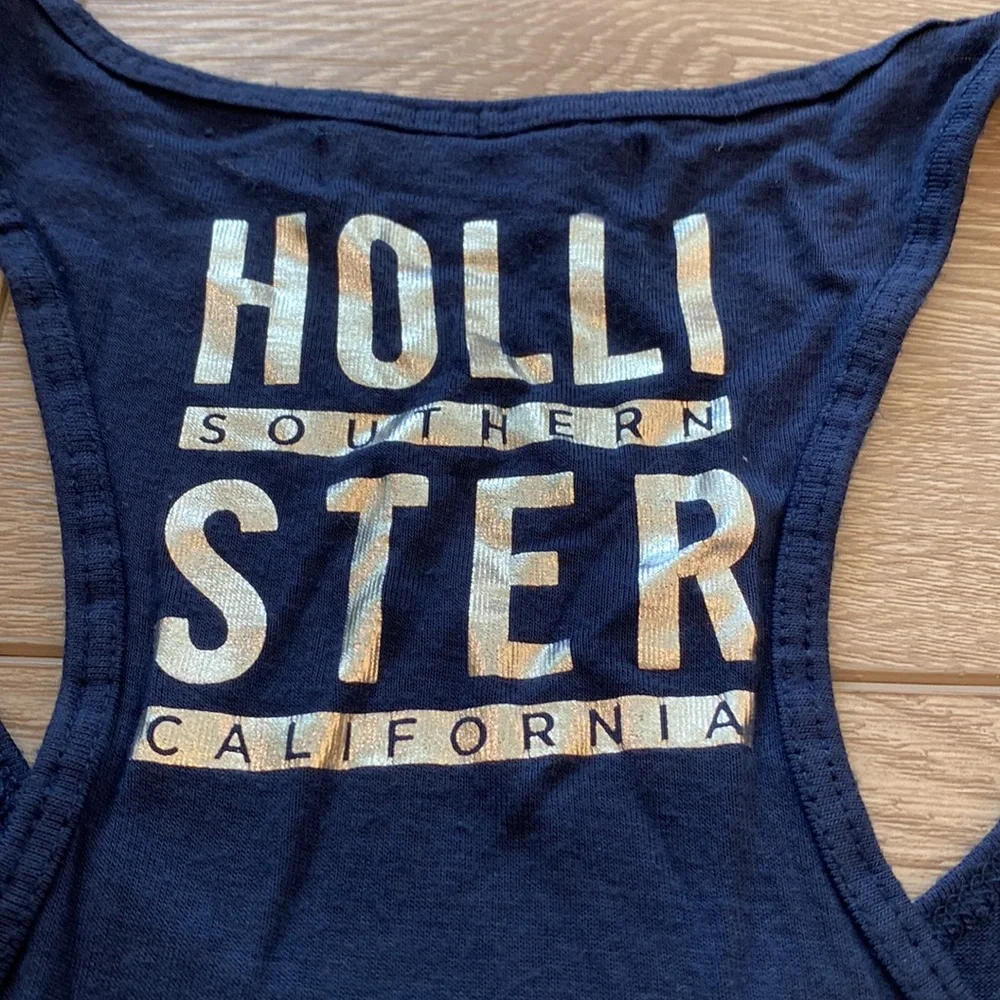 HOLLISTER RACERBACK TANK SIZE XS - Picture 4 of 4
